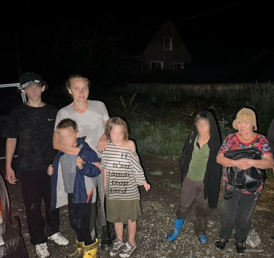    Шестеро туристов, включая детей, заблудились в Алтайском крае. Источник: ГУ МЧС по Алтайскому краю