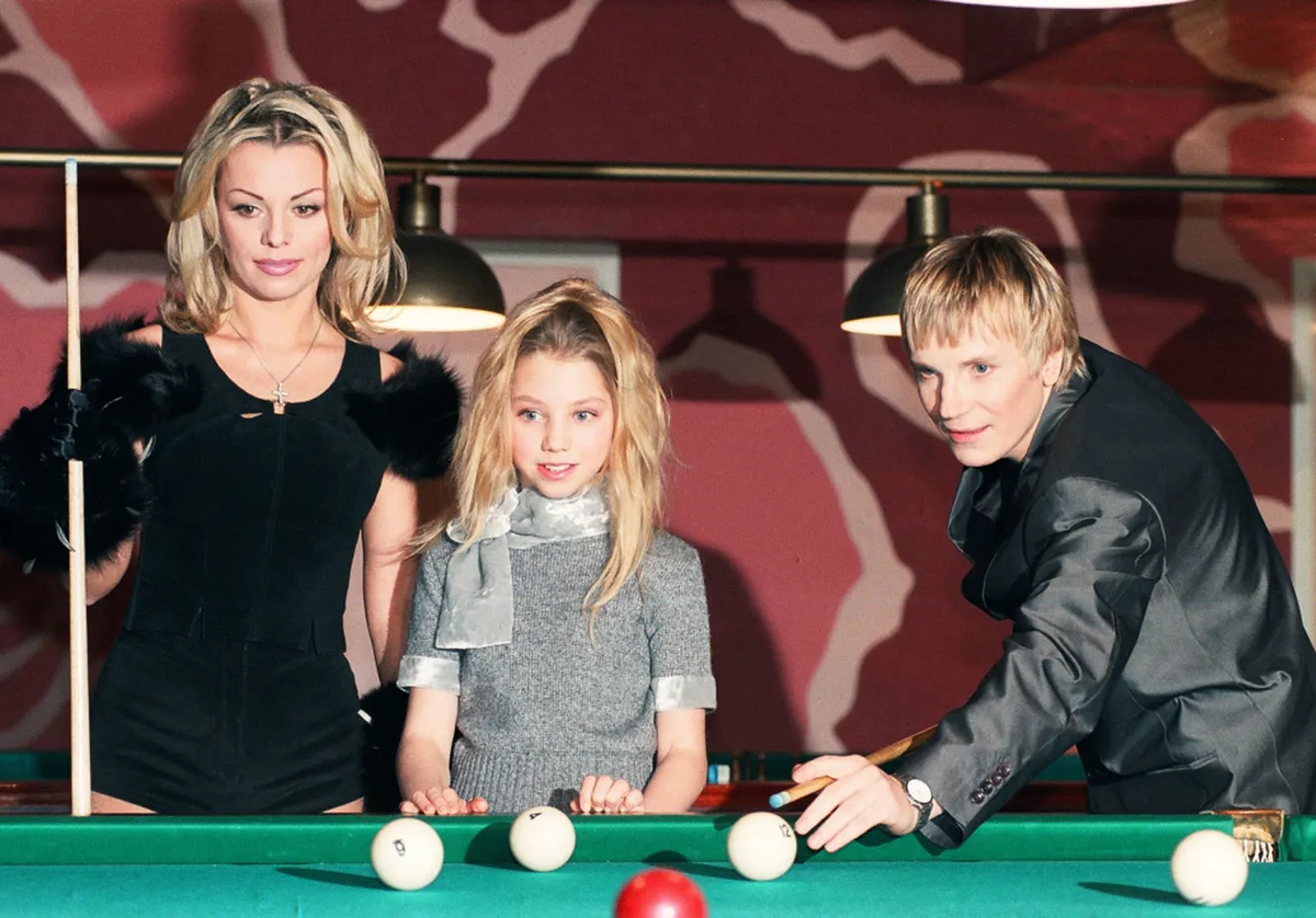 Виктор и Ирина Салтыковы с дочерью