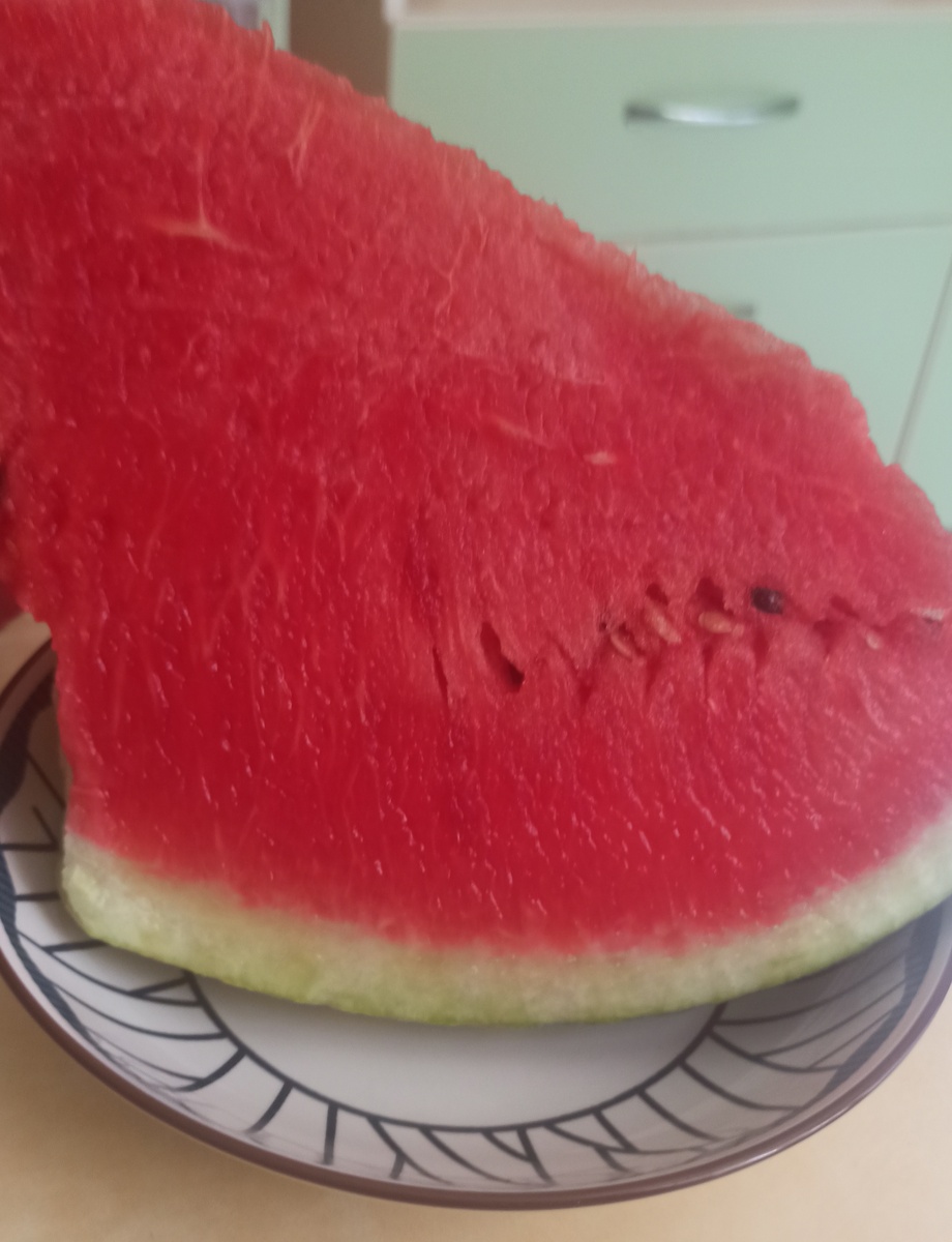 Поэтому ем арбуз и посылаю всех на 11 августа 🤣