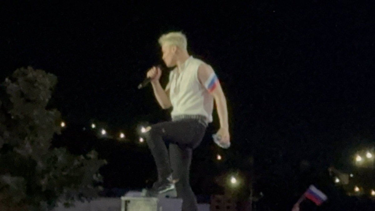 Какое же умение комбинировать казалось бы простые элементы так, чтоб получалось что-то удивительно стильное! Из интернета 