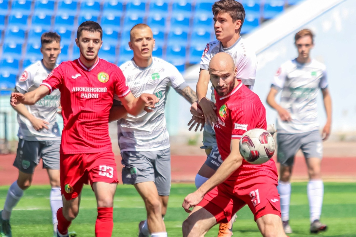 28 мая 2025 в Орле молодежка одноименного клуба очки у лискинского "Локомотива" отобрала, сыграв 0:0.