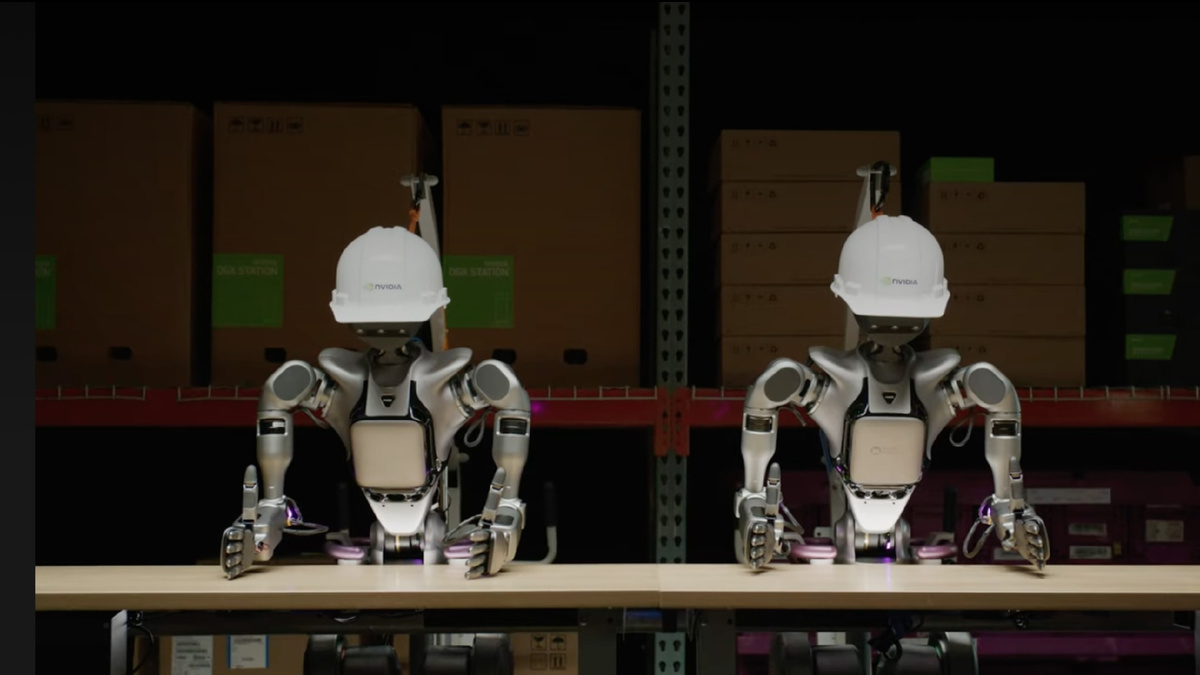 Демонстрация лабораторного робота-гуманоида, оборудованного процессором Jetson Thor, выполненная на технологической выставке.