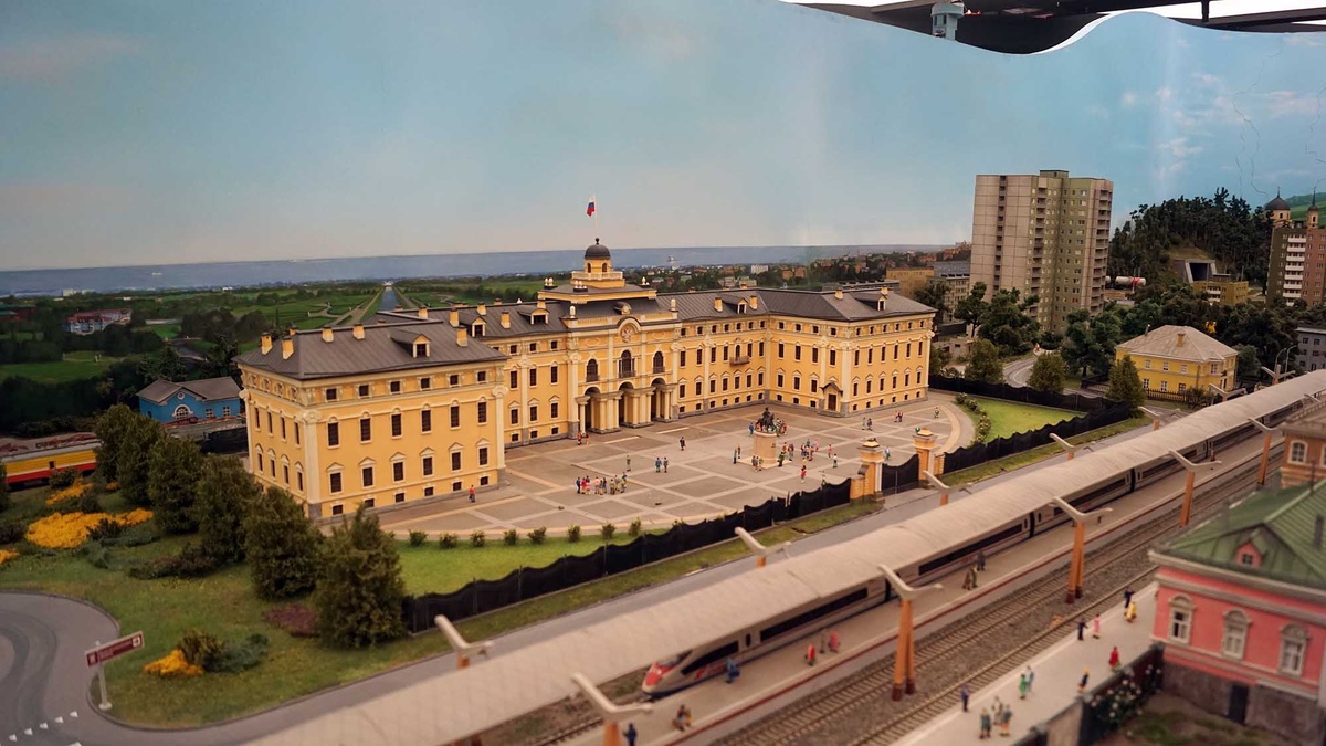 Константиновский дворец в Стрельне