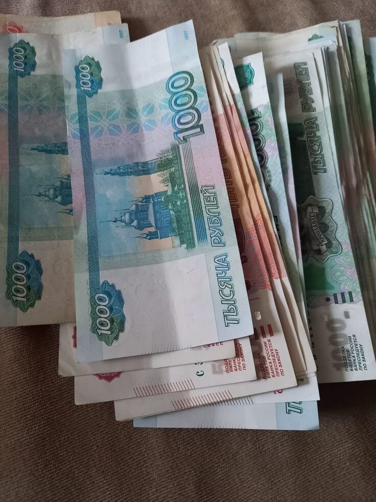 в руках и ощущается солиднее!