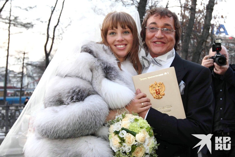  Дмитрий и Полина поженились в 2009 году Мила СТРИЖ