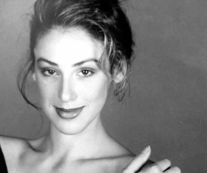 Лиза Басова