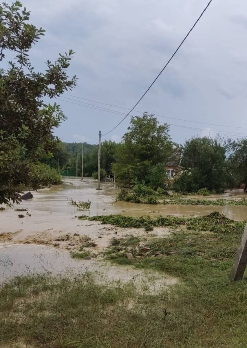    Мощные ливни на Кубани спровоцировали затопления. Источник: t.me/sergey_belopolskyi