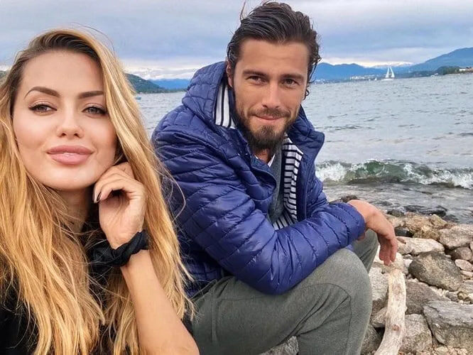     ВИКТОРИЯ БОНЯ И МАРАТ САФИН ФОТО: СОЦСЕТИ