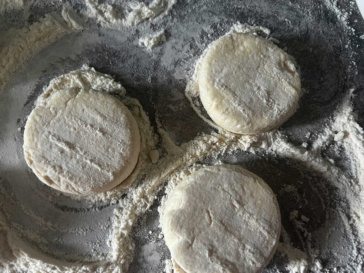 Сырые сырники