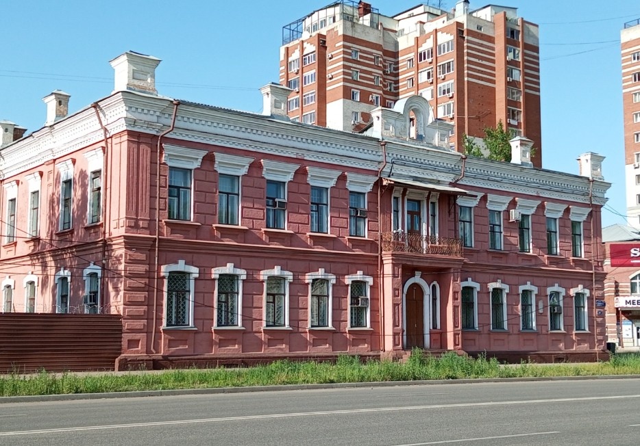 Благовещенск, здание бывшей восмилетней школы № 29