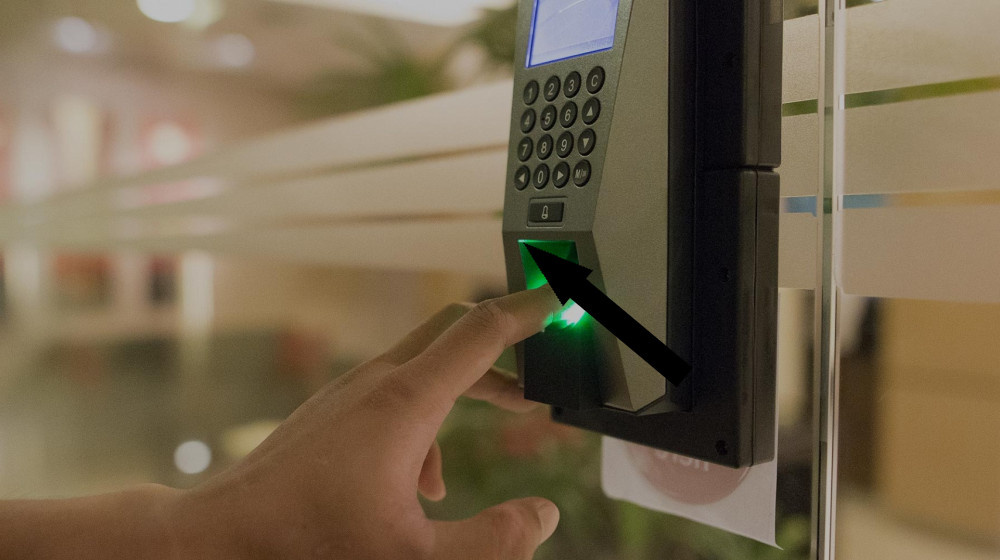    Как хакеры взламывают СКУД в офисах и почему ваш пропуск уже в даркнете