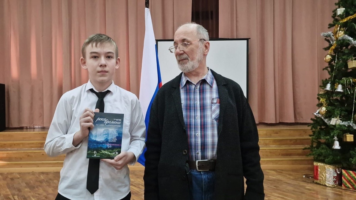 Постоянный автор альманаха «Новое слово» выступает перед московскими школьниками