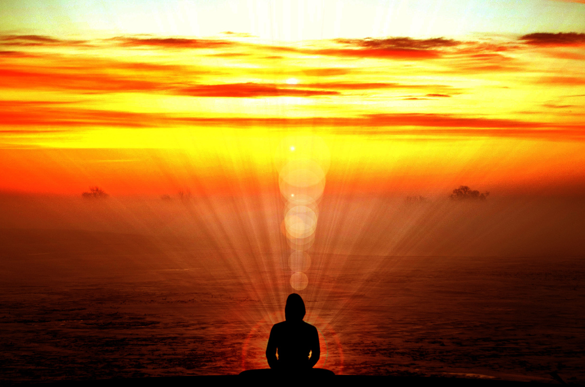 «Истинная трансформация начинается, когда ты становишься прозрачным, не когда ты убеждаешь вселенную, что ты готов, а когда ты перестаёшь мешать ей тебя услышать»