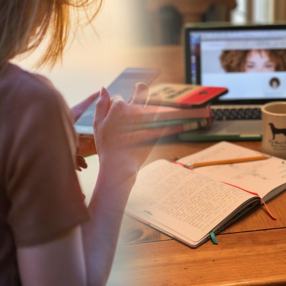 Я вернулась. Снова. Ох уж эти возвращенцы. Коллаж автора