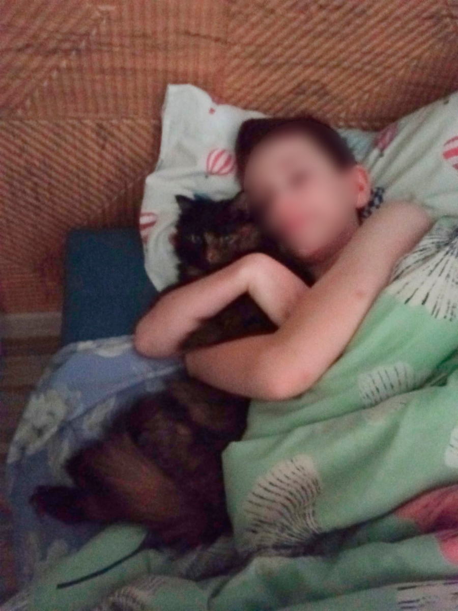 Мэрси со своим маленьким хозяином