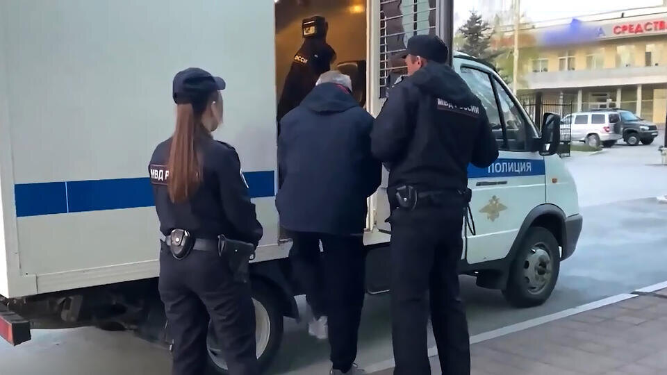 Банда оборотней в погонах предстанет перед судом за 11 убийств на Урале