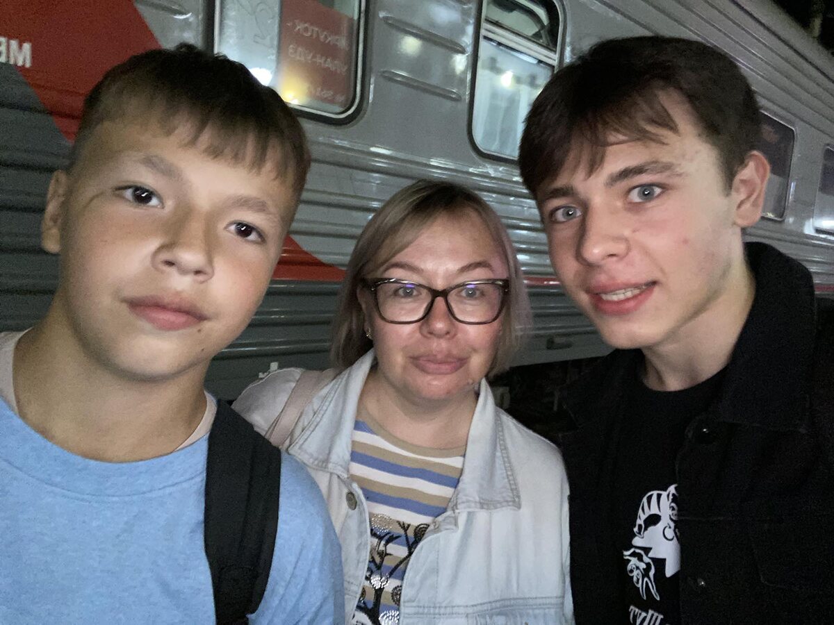 Путешествие началось)