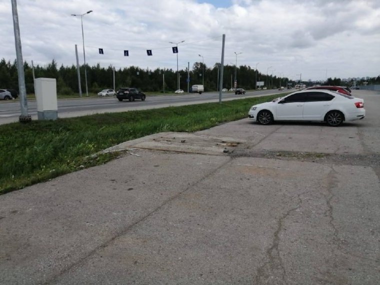    Владелец не произвел добровольный демонтаж конструкций