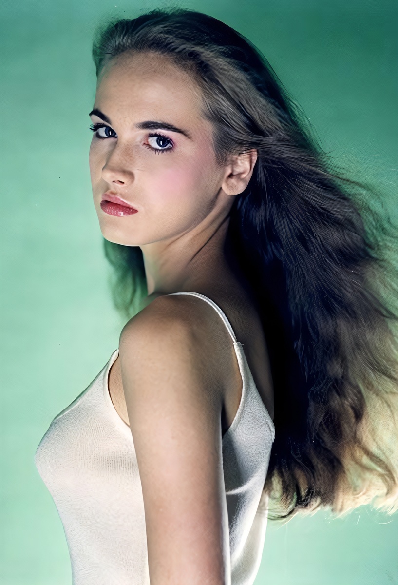 Анна Горшкова в юношеские годы