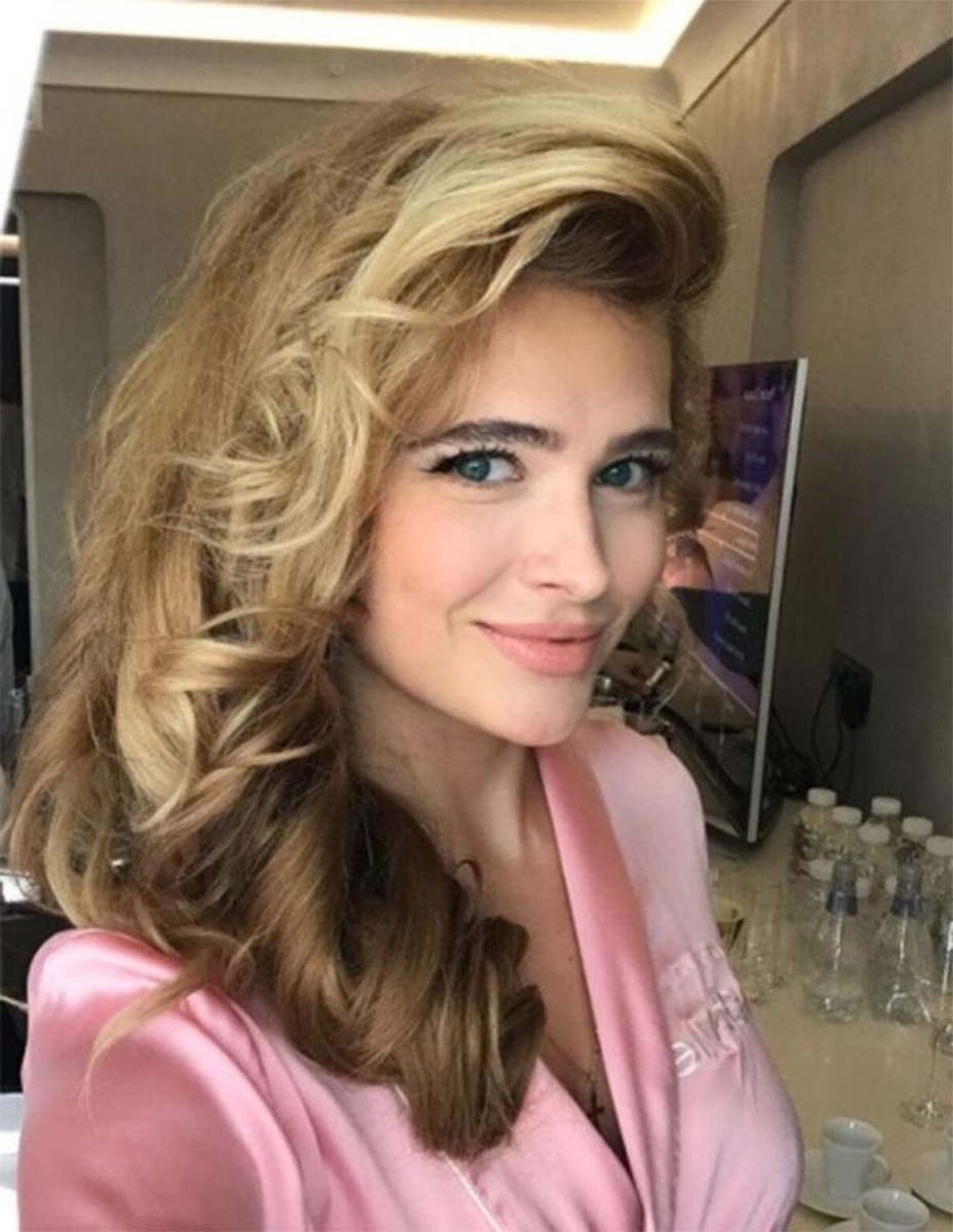 Анна Горшкова