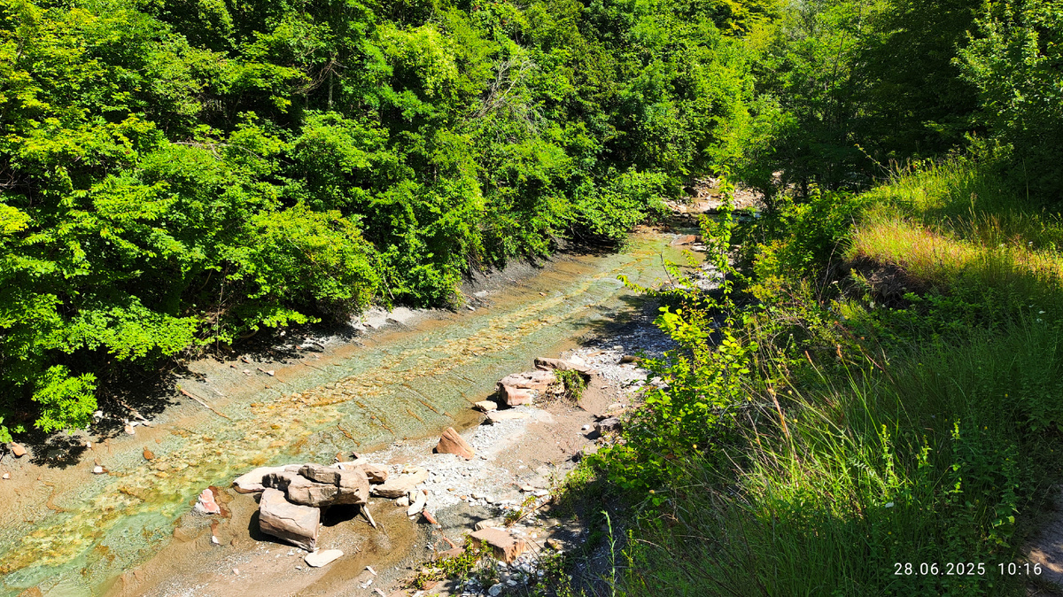 Начало пути по реке Тхаб 