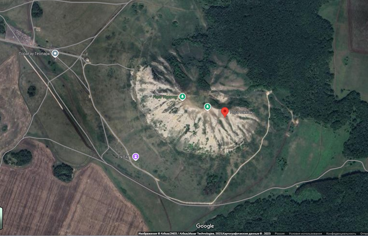 Место расположения объекта ГУЛАГа у подножия Торатау. Значок стоит на месте здания ШИЗО. бараки расположены чуть к ЗСЗ
