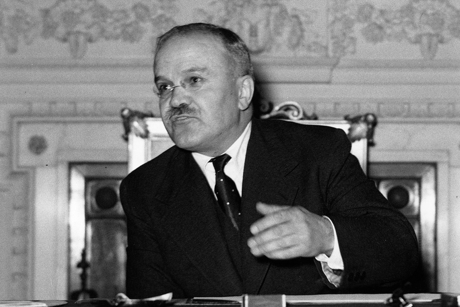 Вячеслав Молотов