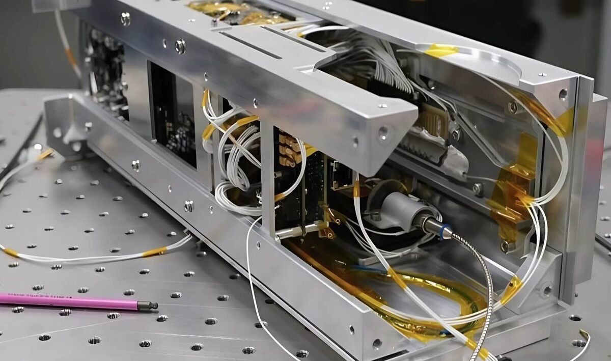    Квантовый компьютер внутри космического спутника. Источник изображения: physik.univie.ac.at