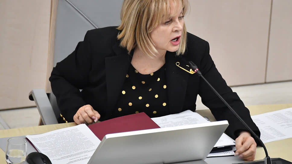 Чтобы защитить права коллег из запорожского облизбиркома, Элла Памфилова готова дойти до Генпрокуратуры.📷Фото: Ирина Бужор / Коммерсантъ