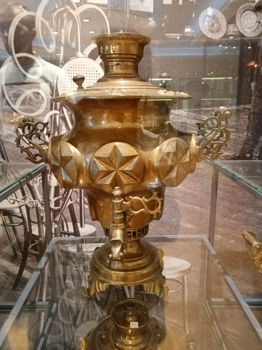 И как без тульских самоваров? В музее самоваров