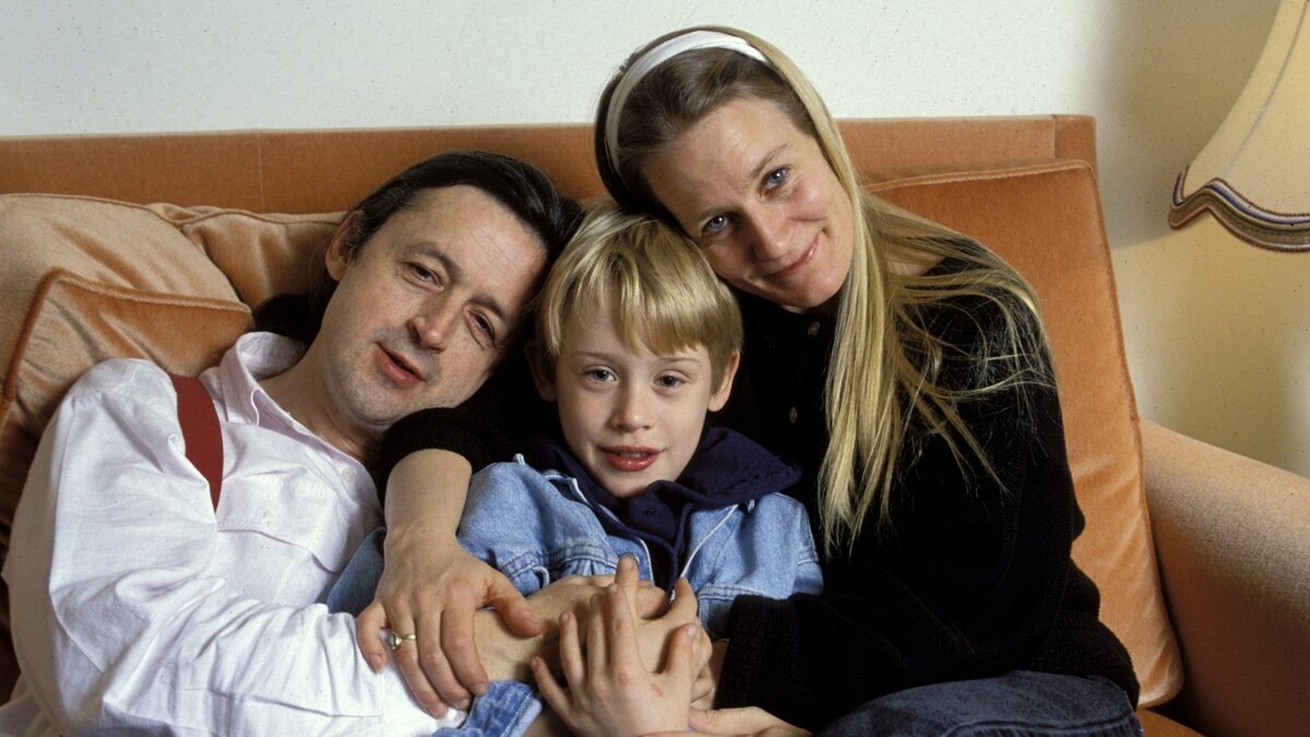 Маколей Калкин и мама с папой