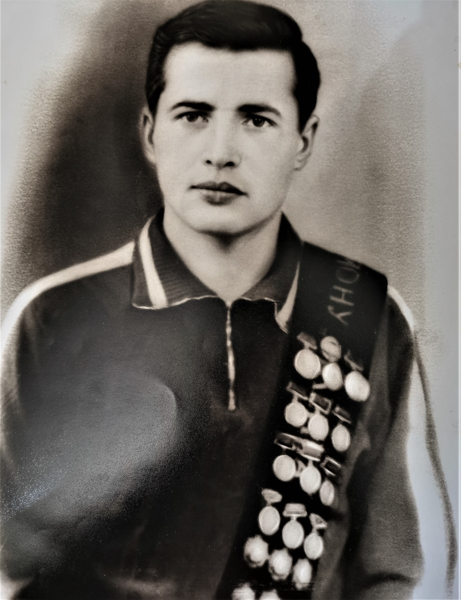 Эдуард Винокуров