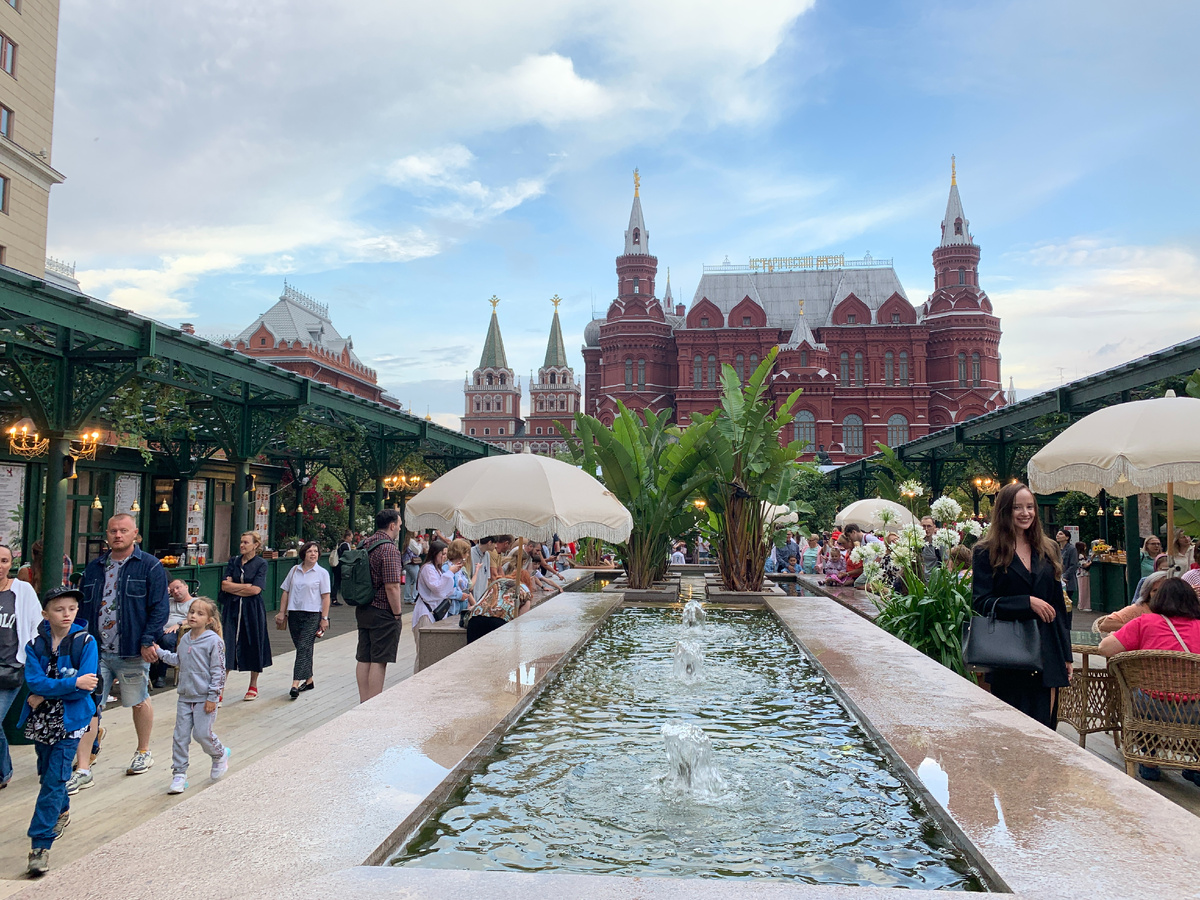 "Лето в Москве". Манежная площадь
