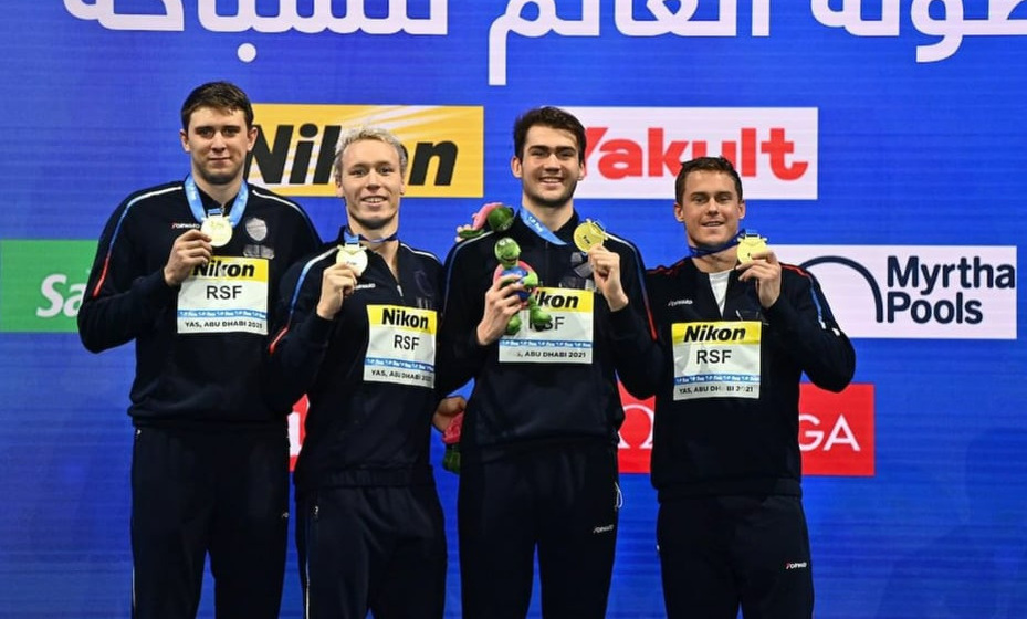    Климент Колесников, Кирилл Стрельников, Андрей Минаков и Владимир Морозов взяли золото в Абу-Даби. Фото: Instagram FINA
