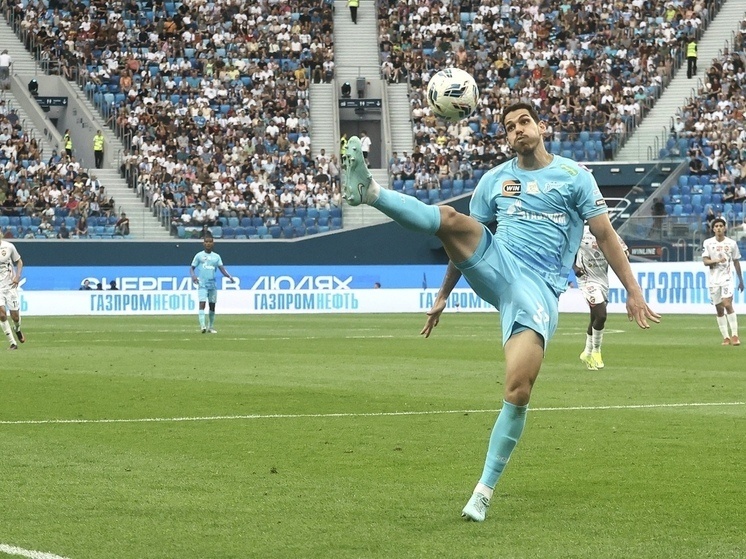     По итогам трех туров «Зенит» и ЦСКА набрали по пять очков. Фото: МК в Питере / Дарья Иванова