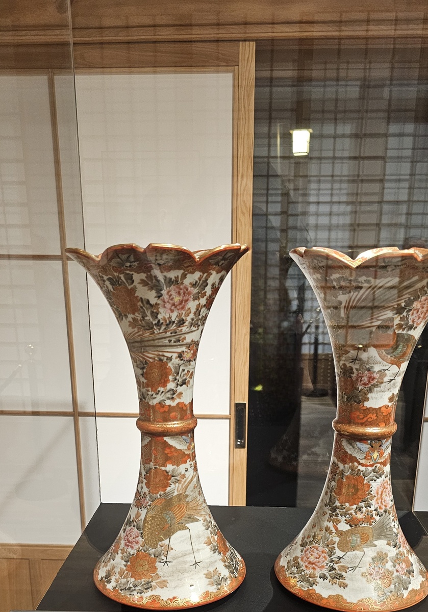 Парные вазы Кутани