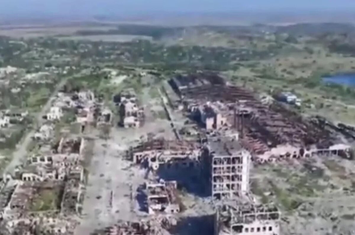    Украинские власти сбежали из трёх городов после освобождения Часова Яра