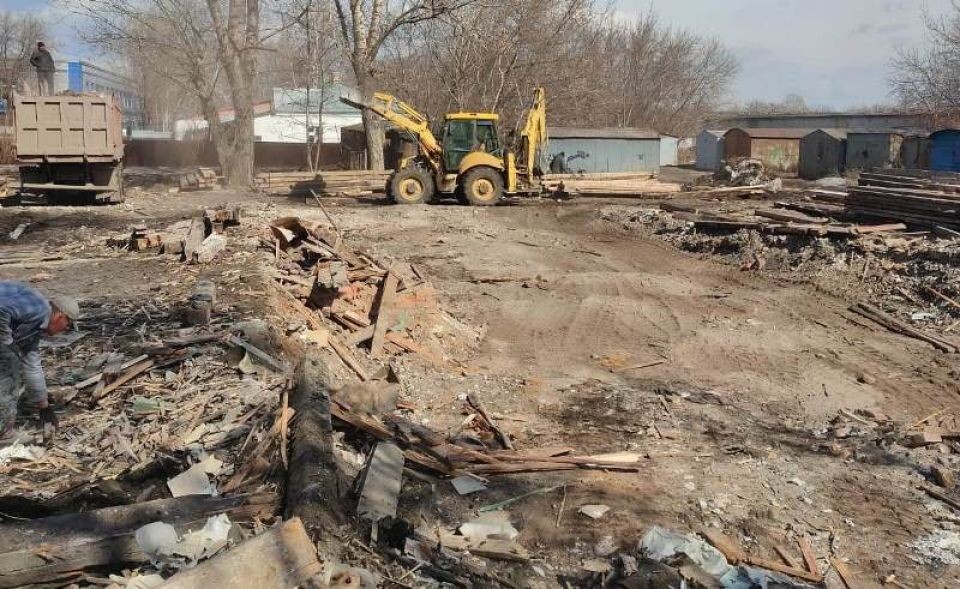    Снос аварийных домов в Барнауле. Источник: barnaul.org