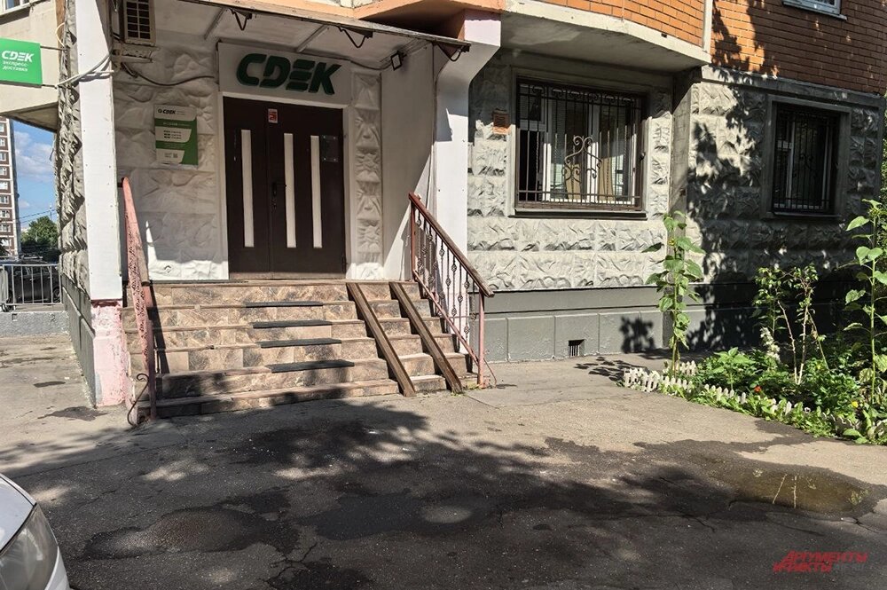    Подъезд дома на юго-западе Москвы, где мальчик-аутист совершил нападение на членов своей семьи. Фото: АиФ/ Анна Соколова