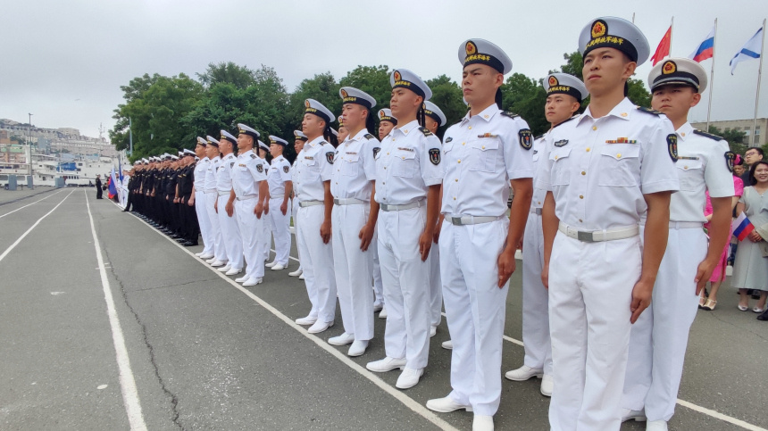    Фото: © РИА Новости/Пресс-служба Тихоокеанского флота РФ; 5-tv.ru