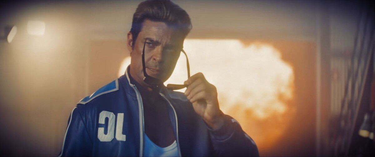 Джонни Кейдж (Карл Урбан)