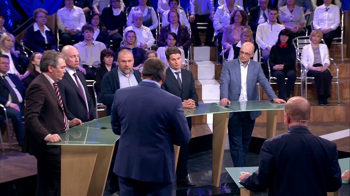 Жаркие дискуссии и обсуждения.