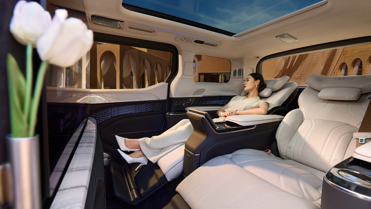 Фото Zeekr  📷
