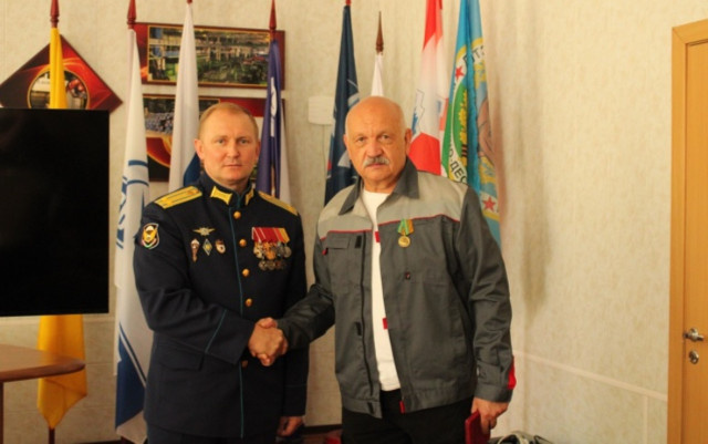 Александр Шерин и Игорь Ефремов (Фото: пресс-служба ЛТК «Свободный сокол»)