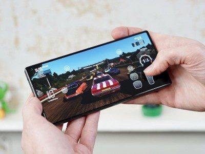    Названы 10 самых мощных смартфонов июля по версии AnTuTu