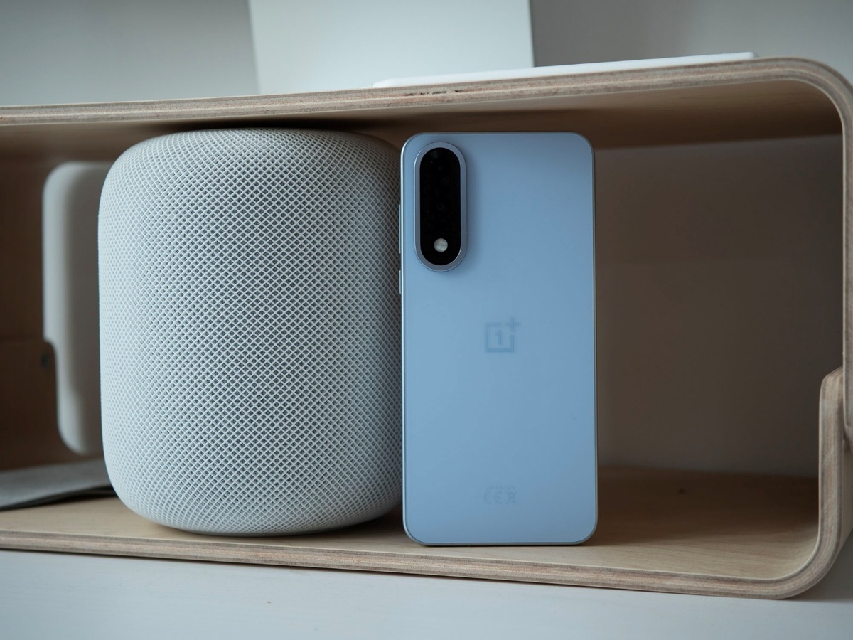 Смартфон OnePlus Nord 5