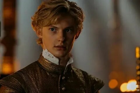 Антон Рогачёв в роли Альдо Ракана