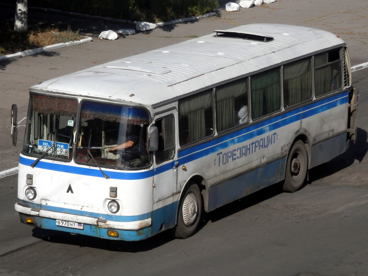 Фото 2. Советский автобус ЛАЗ-695Н на дорогах г. Снежное ДНР в августе 2018 года. Фото с сайта fotobus.me. 
