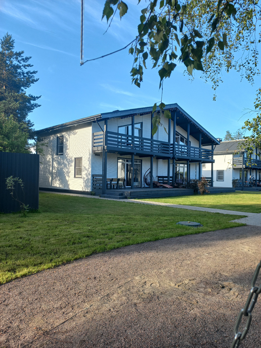 Наш коттедж, вид с мангальной зоны