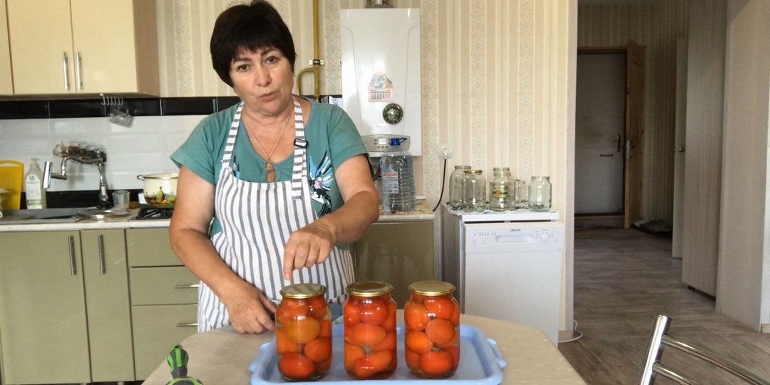 Мариную ленивые помидоры на зиму.